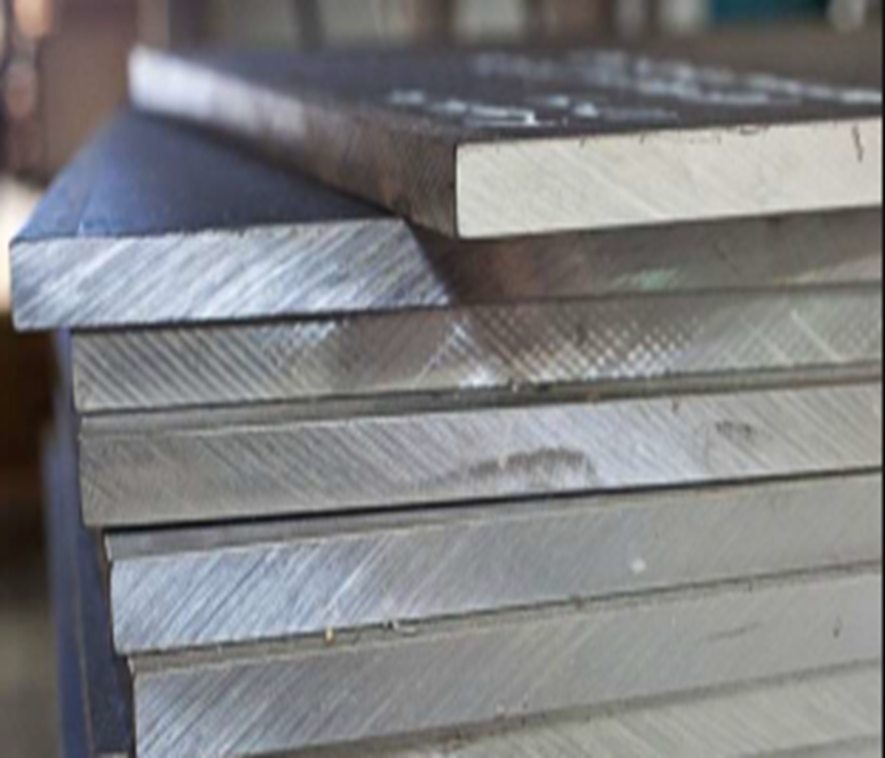 TEMPERED QUENCHED WEAR RESISTANT PLATES